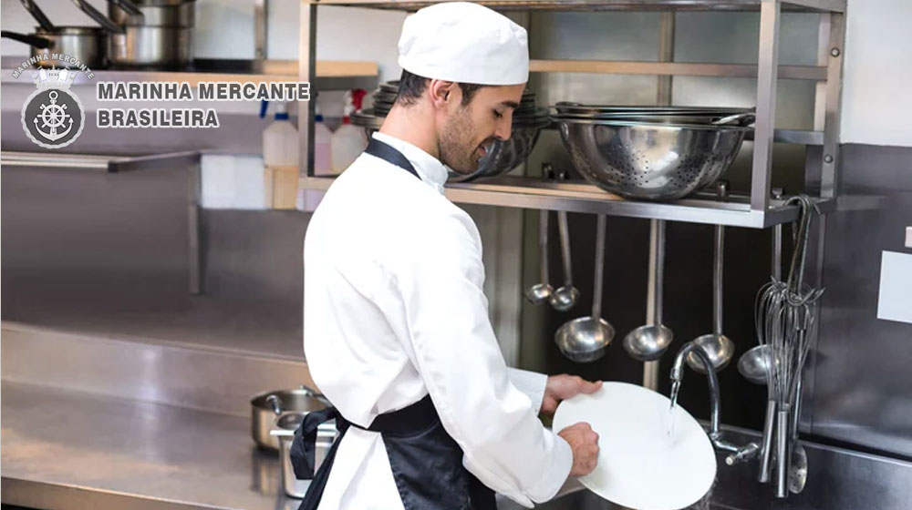 trabalhar como taifeiro na Marinha Mercante