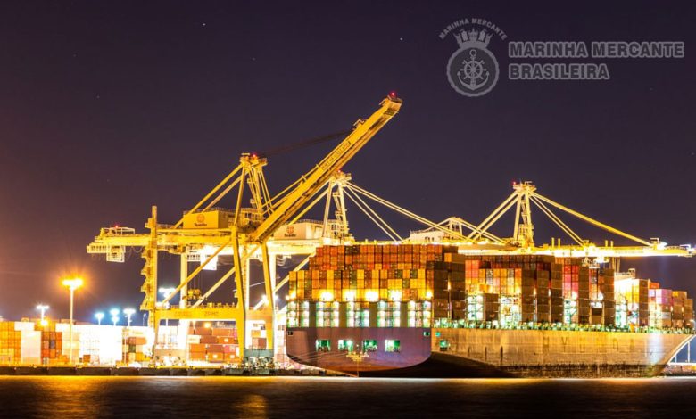 Marinha Mercante forte