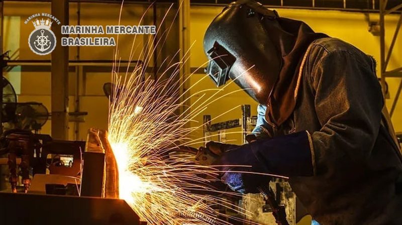 mecânico da Marinha Mercante